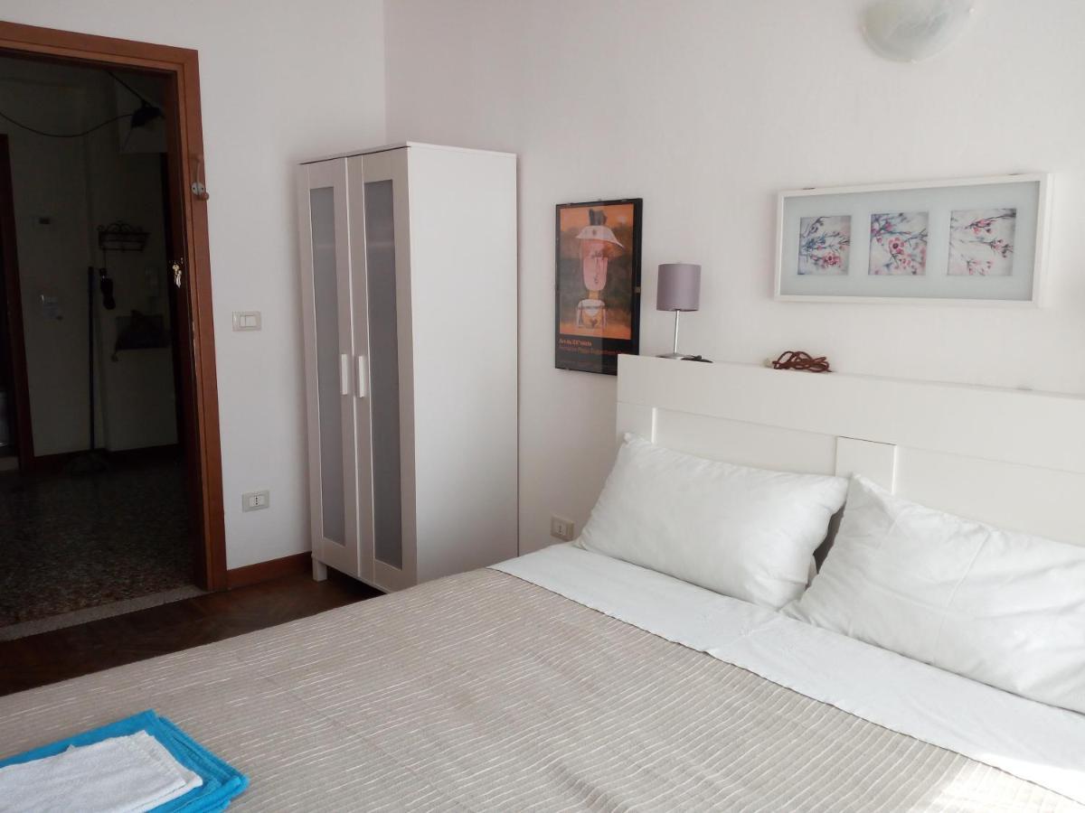 B & B Livia Oliva Venedigs Lido Eksteriør billede